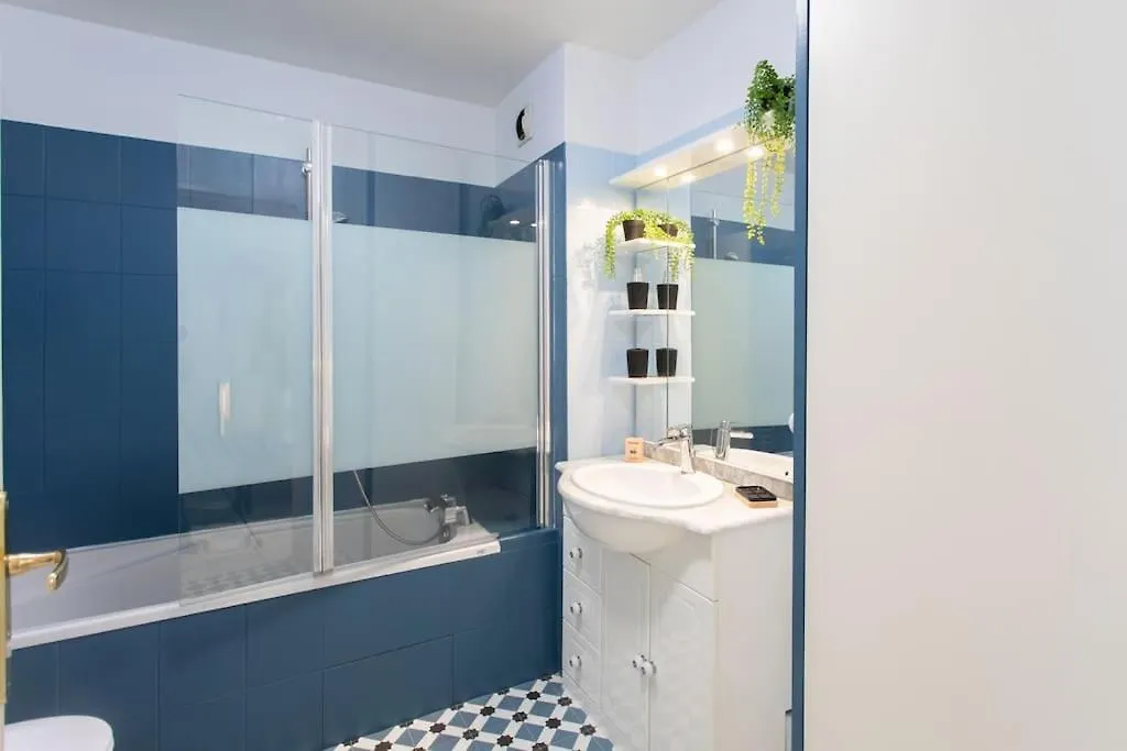 C16 - 2 Bdr Rue Antibes 4 Min Palais Festivals - Ac & Terrace Lejlighed Cannes 0*,  Frankrig