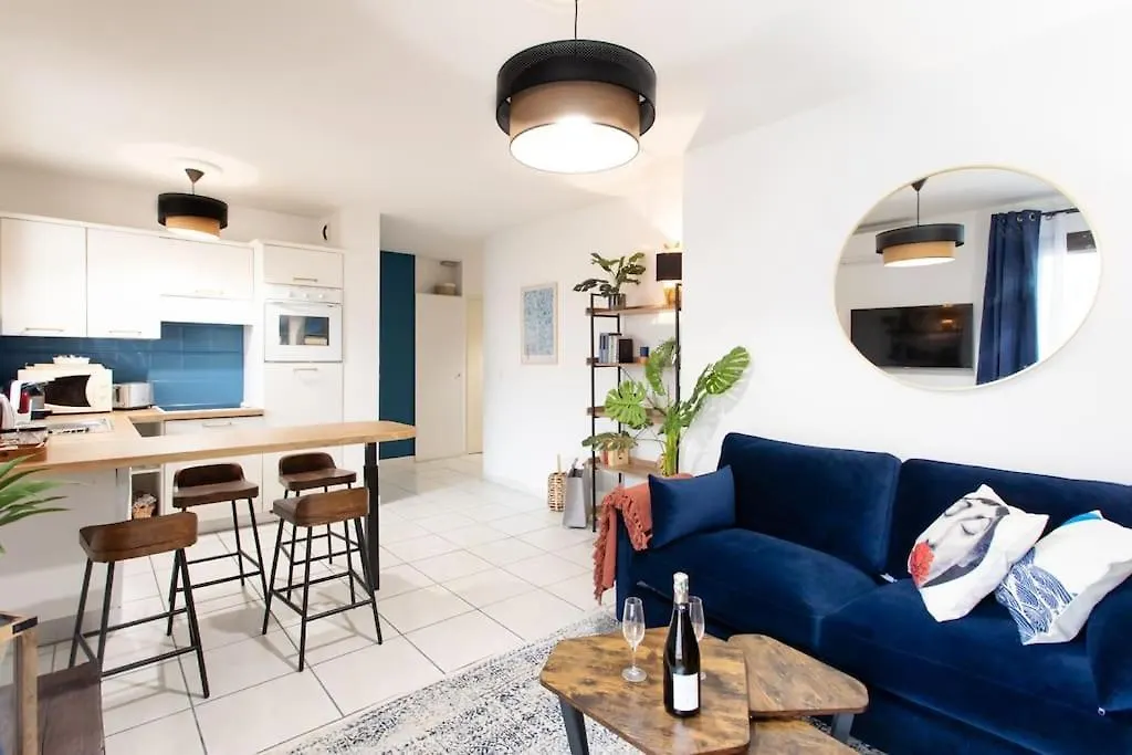 C16 - 2 Bdr Rue Antibes 4 Min Palais Festivals - Ac & Terrace Lejlighed Cannes 0*,  Frankrig